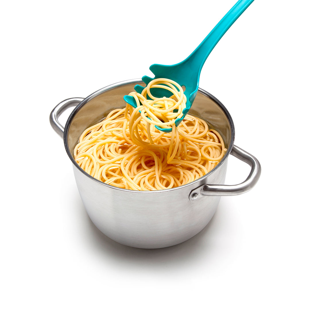 Papa Nessie lifts cooked spaghetti with a turquoise OTOTO server.
